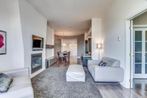 The Palace Condo by BnbCopilote Quebec